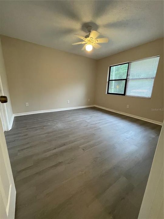 Active With Contract: $199,000 (3 beds, 2 baths, 1066 Square Feet)