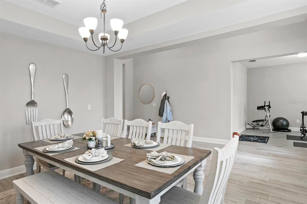 Dining area looking toward the entry/hallway.