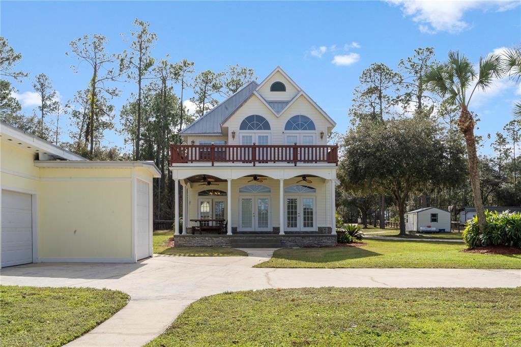 For Sale: $775,000 (3 beds, 2 baths, 2775 Square Feet)