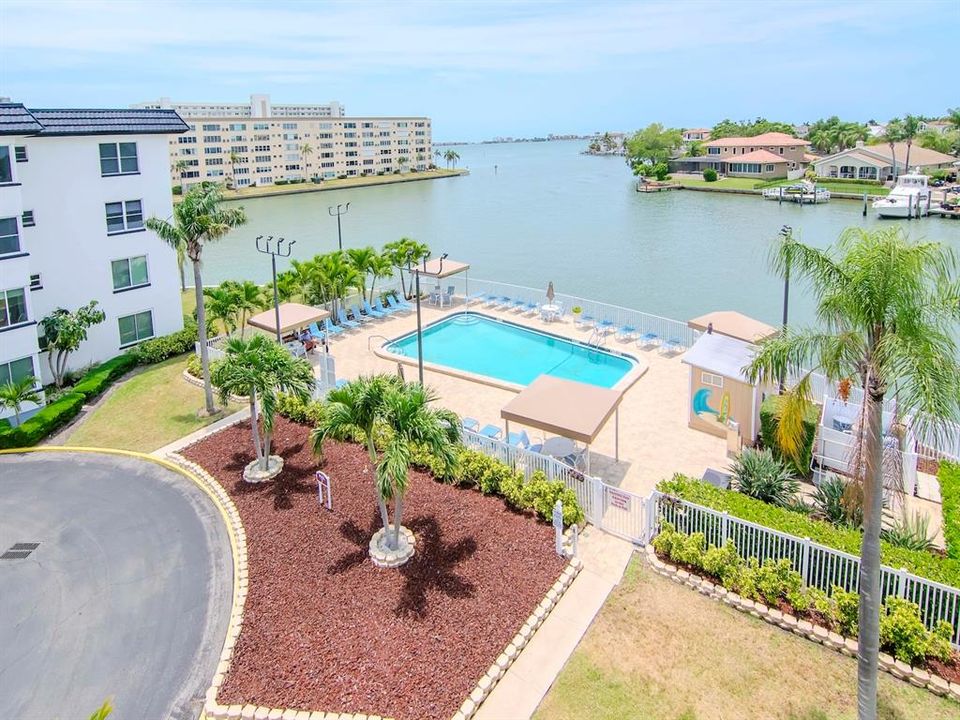 POOL VIEW FROOM 4TH FLOOR BALCONY