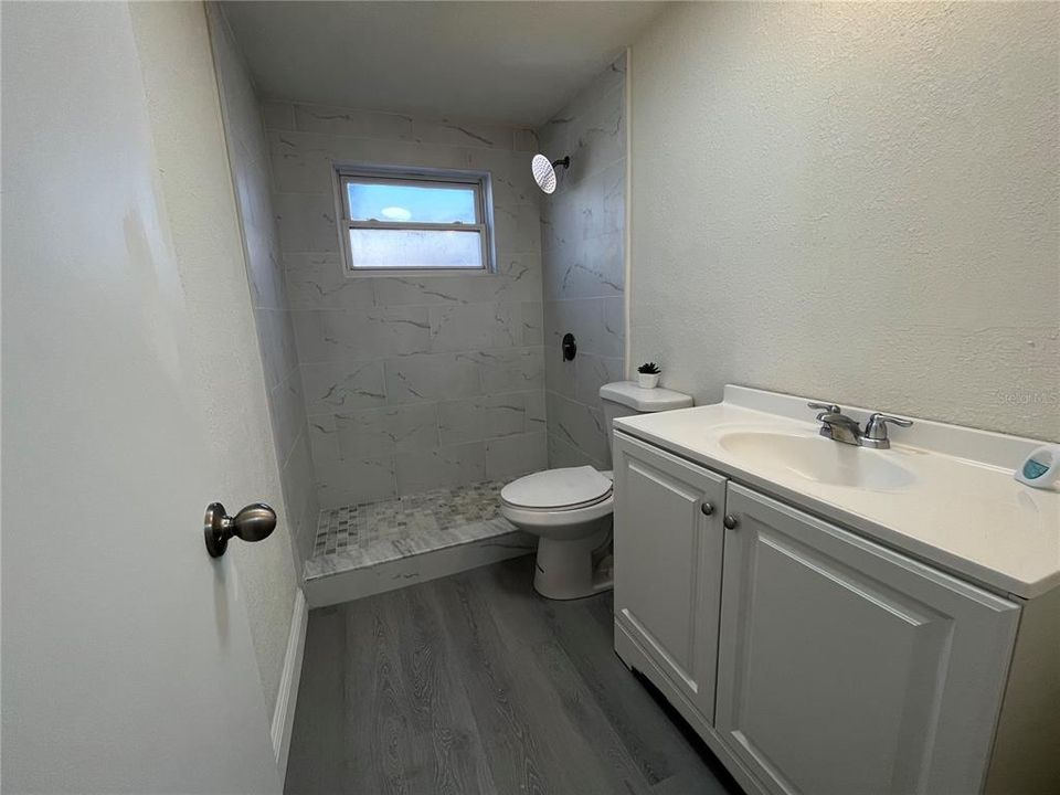 For Sale: $299,900 (3 beds, 2 baths, 1513 Square Feet)