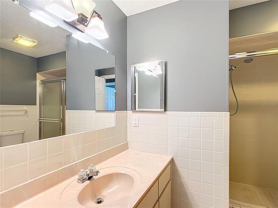 For Sale: $249,500 (2 beds, 2 baths, 1390 Square Feet)