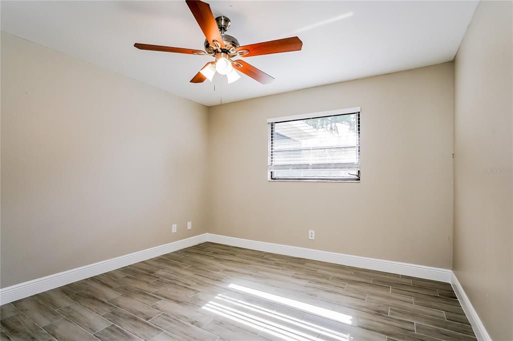 Recently Rented: $1,985 (3 beds, 2 baths, 1332 Square Feet)