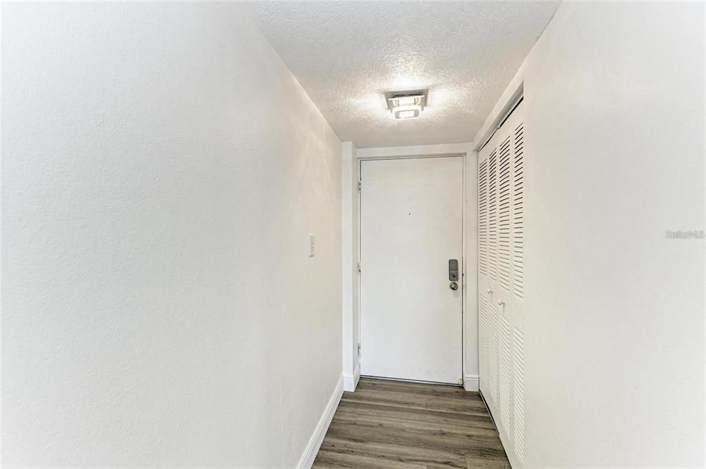 For Rent: $2,500 (2 beds, 2 baths, 1080 Square Feet)