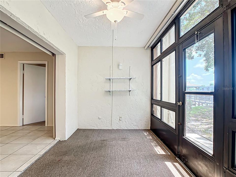 Active With Contract: $164,900 (2 beds, 2 baths, 980 Square Feet)