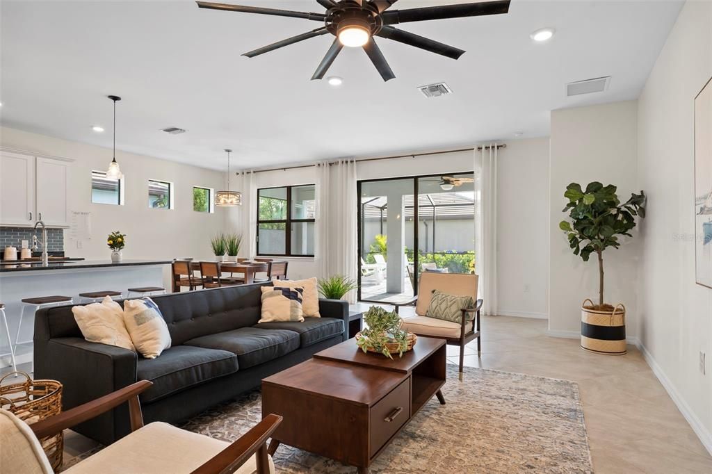 Active With Contract: $574,900 (4 beds, 2 baths, 2038 Square Feet)