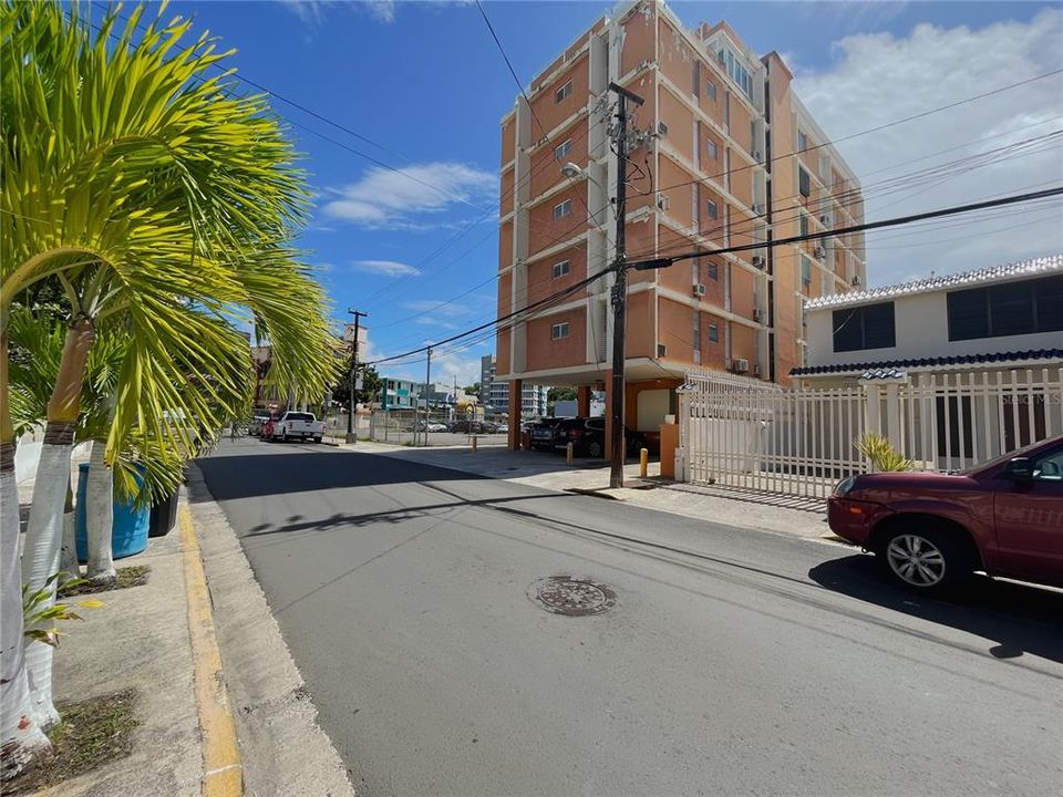 En Venta: $369,000 (3 camas, 2 baños, 1100 Pies cuadrados)