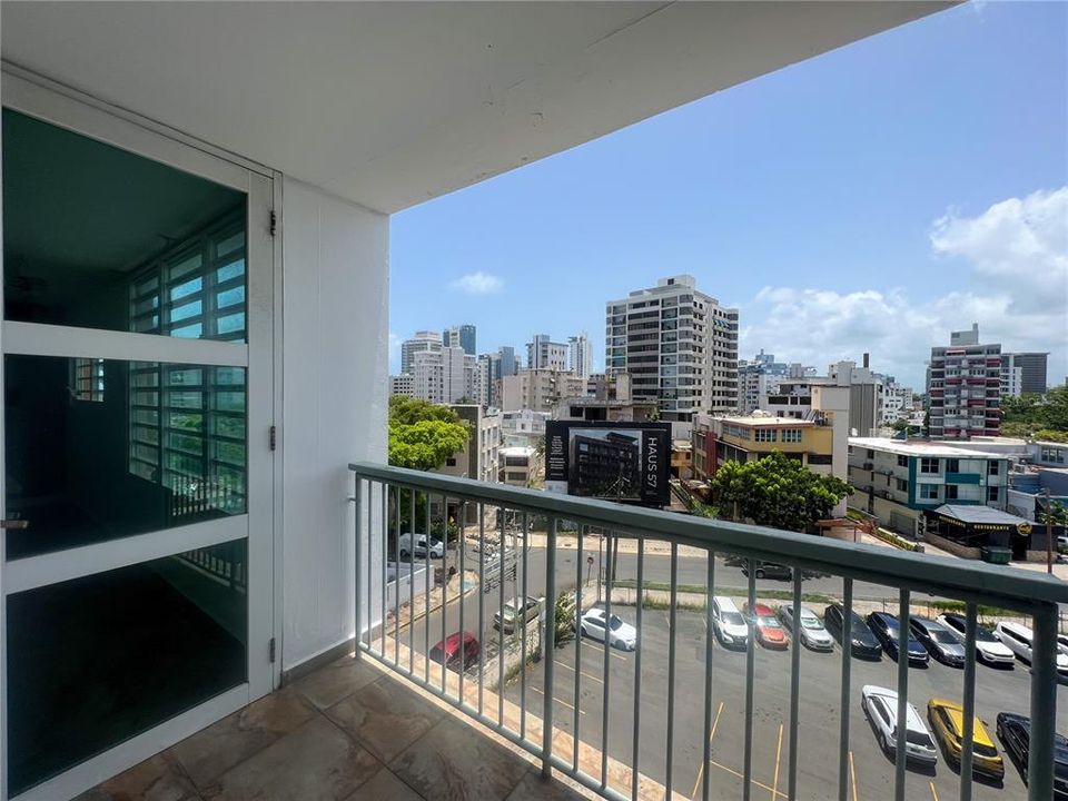 En Venta: $369,000 (3 camas, 2 baños, 1100 Pies cuadrados)