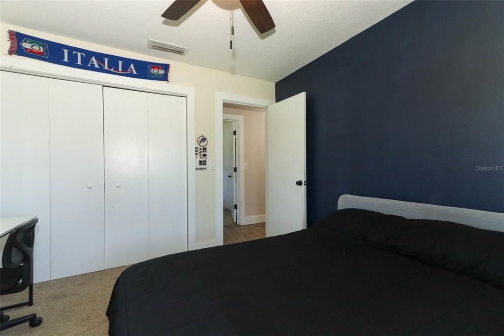 For Sale: $345,000 (4 beds, 2 baths, 2010 Square Feet)