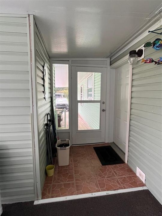 Florida room with Accessible Ramp to back door