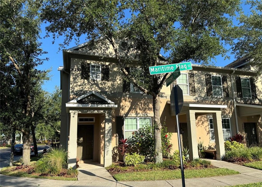 Recently Rented: $2,400 (3 beds, 2 baths, 1644 Square Feet)