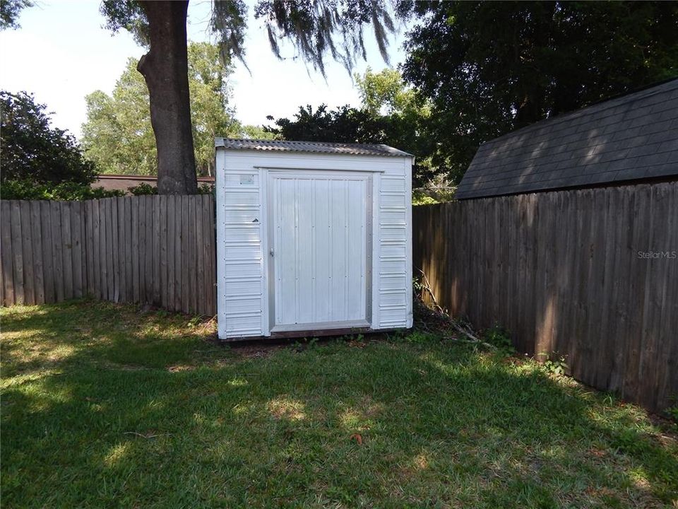 Storage shed.. included!