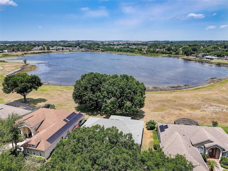Perfectly situated in a community offering an array of lakeside AMENITIES with easy access to all that Clermont has to offer, this 3BD/2BA + OFFICE single family home is ready for a new owner.