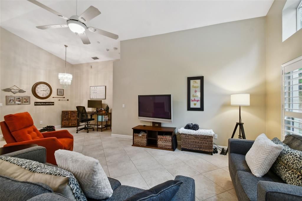 Active With Contract: $2,850 (3 beds, 2 baths, 1880 Square Feet)