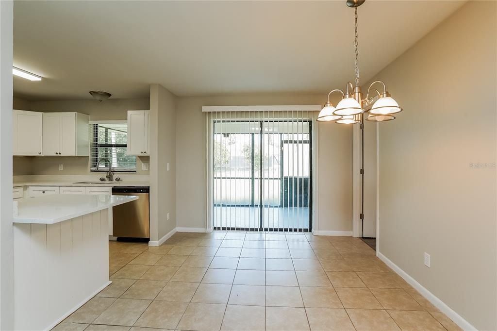 For Rent: $2,105 (3 beds, 2 baths, 1349 Square Feet)