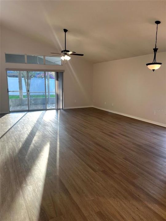 Living Room/Dinning Room