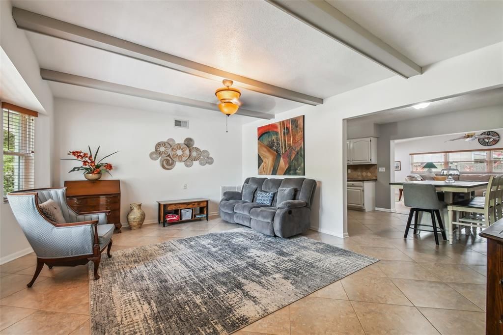 Active With Contract: $565,000 (4 beds, 3 baths, 2565 Square Feet)