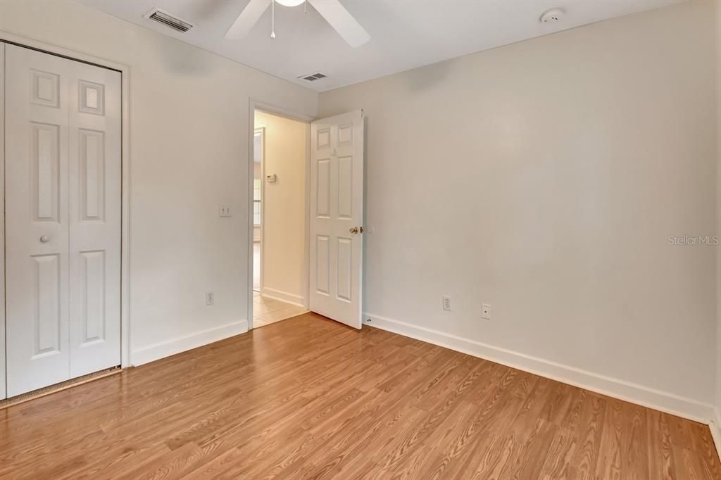 Active With Contract: $309,900 (3 beds, 2 baths, 1264 Square Feet)