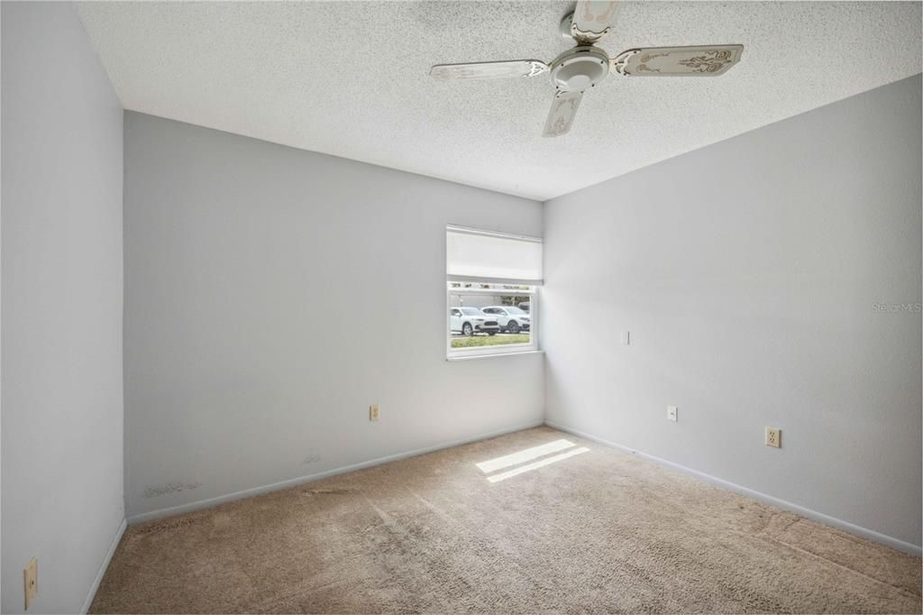 Active With Contract: $175,000 (2 beds, 2 baths, 876 Square Feet)