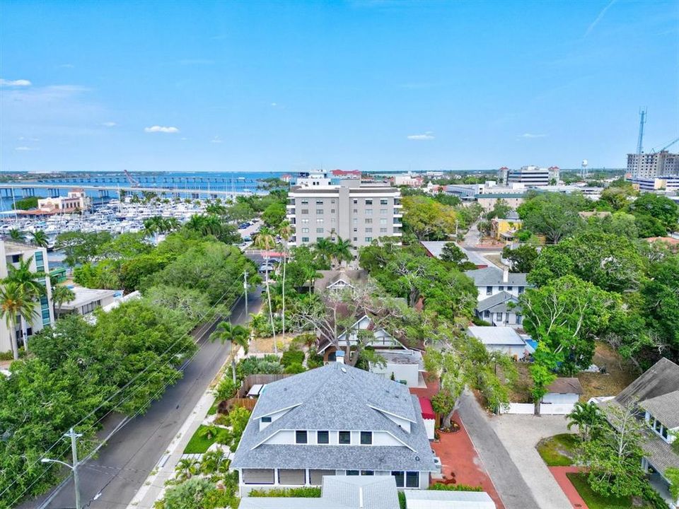 For Sale: $1,500,000 (4 beds, 5 baths, 3382 Square Feet)