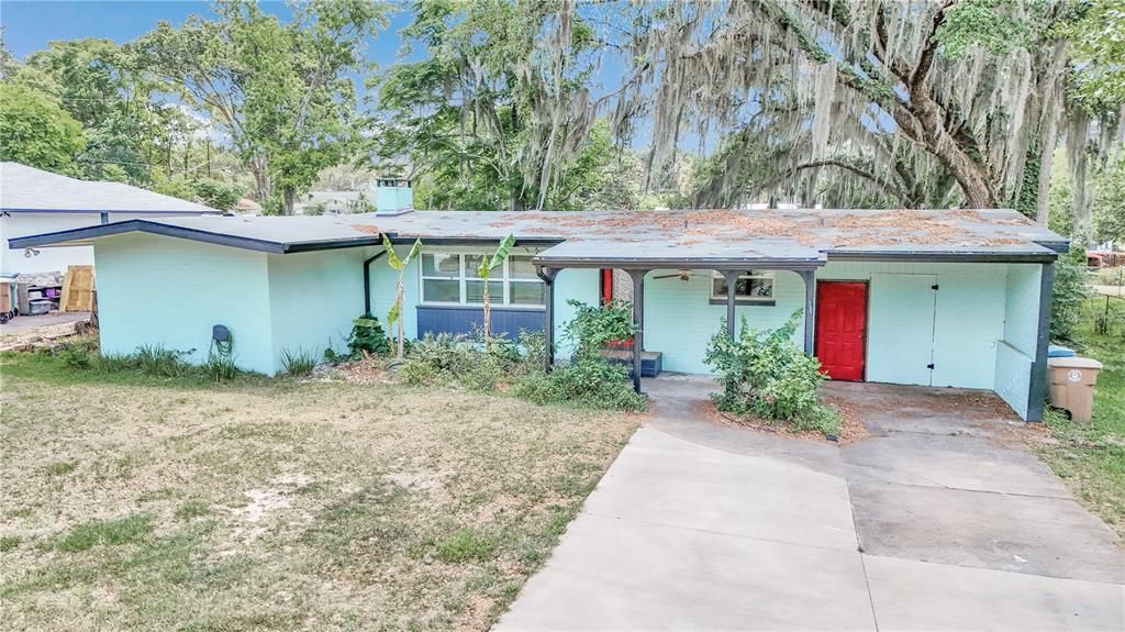 For Sale: $209,000 (4 beds, 2 baths, 1898 Square Feet)