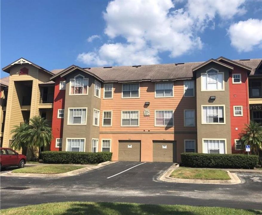 Active With Contract: $1,750 (2 beds, 2 baths, 1026 Square Feet)