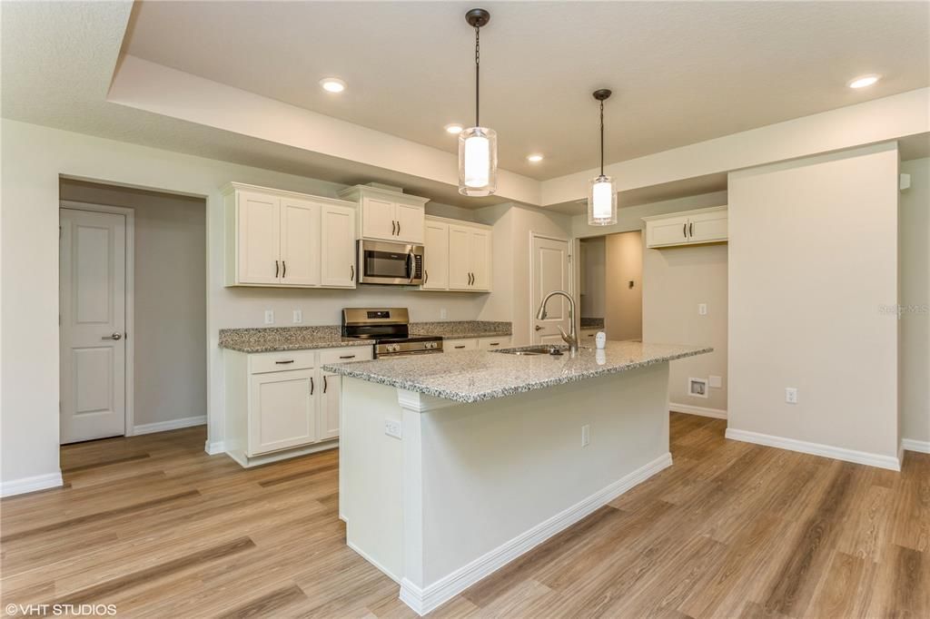 Active With Contract: $439,900 (4 beds, 3 baths, 2139 Square Feet)