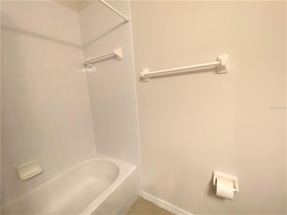 For Rent: $2,495 (3 beds, 2 baths, 1776 Square Feet)