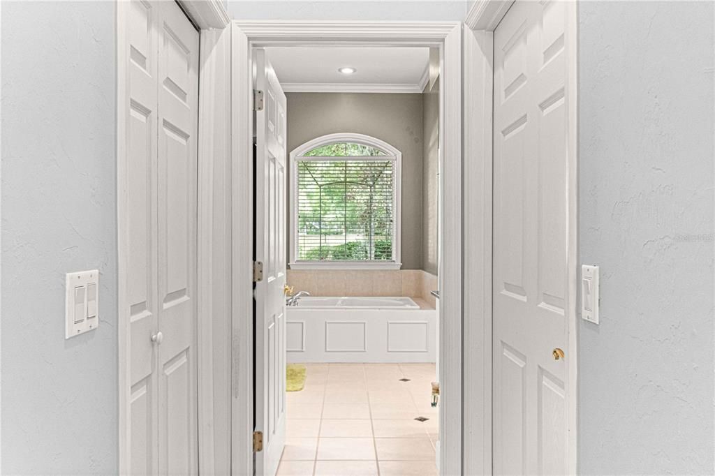 Master Bath His/hers Closets