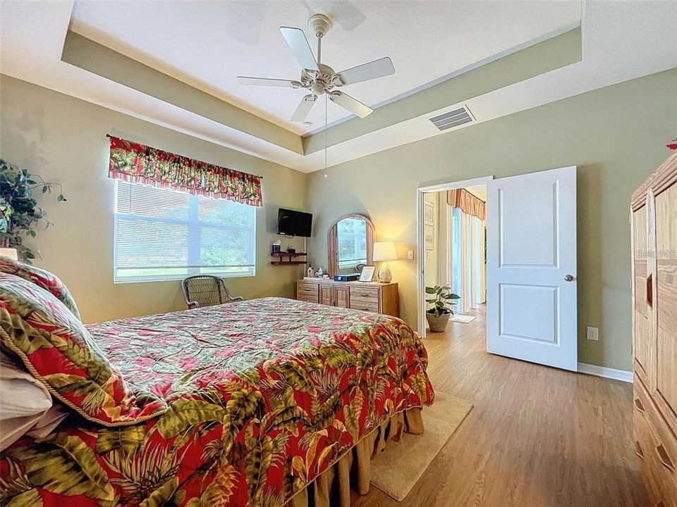 Tray ceilings and room for your furniture