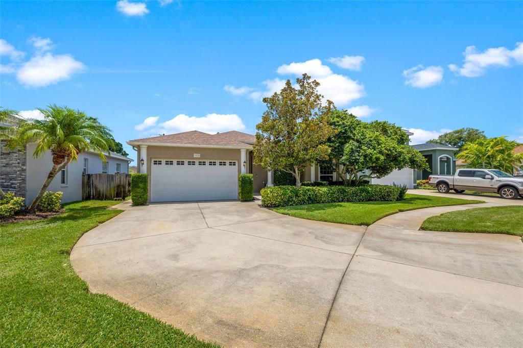 For Sale: $650,000 (4 beds, 2 baths, 2027 Square Feet)