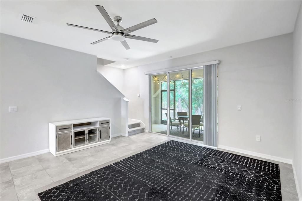 Active With Contract: $425,000 (3 beds, 2 baths, 1717 Square Feet)