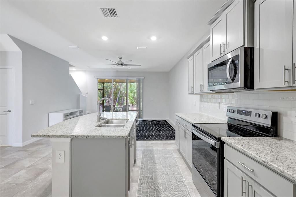 Active With Contract: $425,000 (3 beds, 2 baths, 1717 Square Feet)