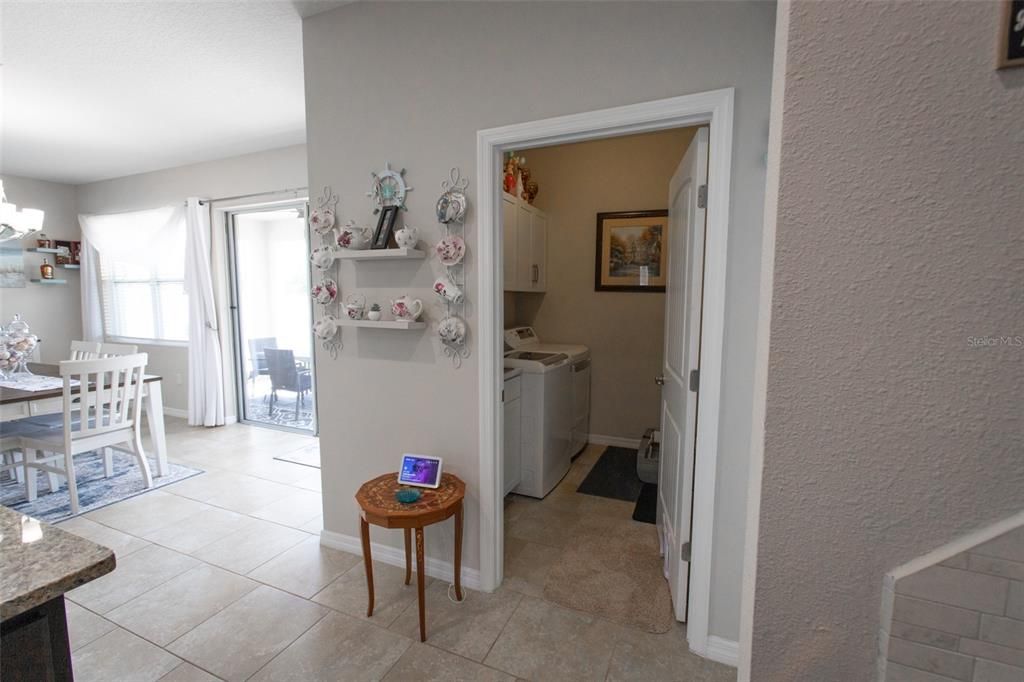 For Sale: $368,900 (2 beds, 2 baths, 1852 Square Feet)