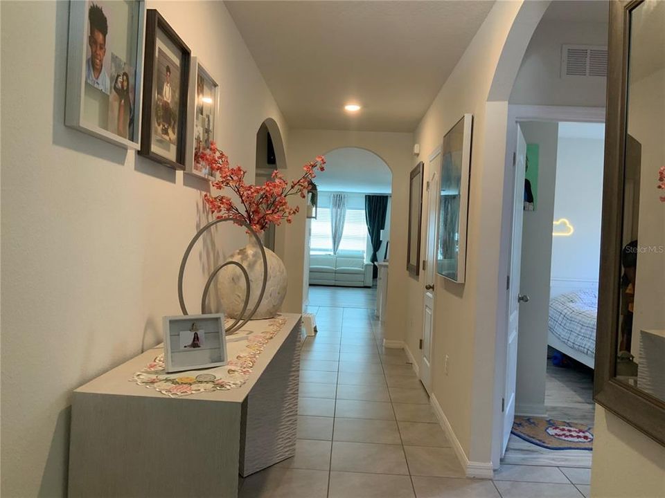 Active With Contract: $2,550 (4 beds, 2 baths, 1846 Square Feet)