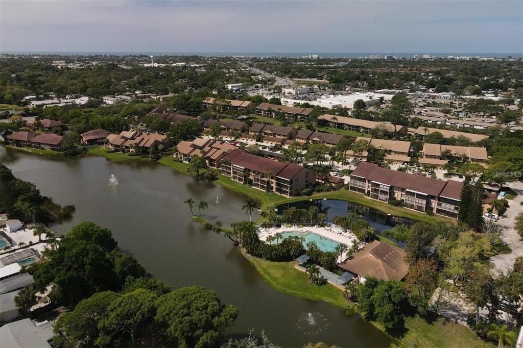 合同活跃: $2,295 (2 贝兹, 2 浴室, 1233 平方英尺)