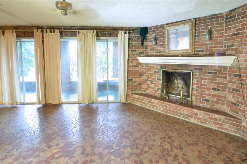 Family Room with fireplace