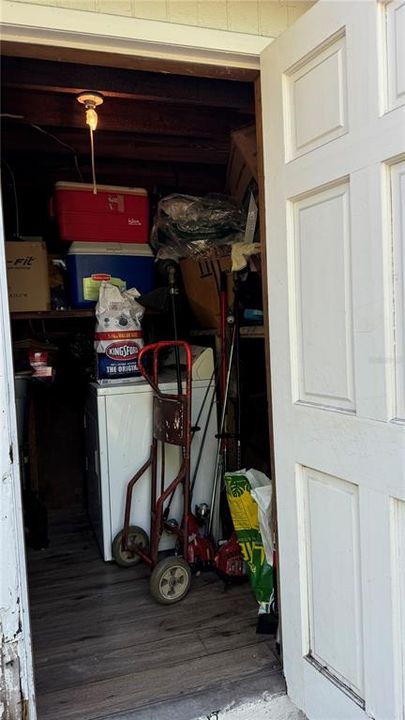 Laundry/Storage room