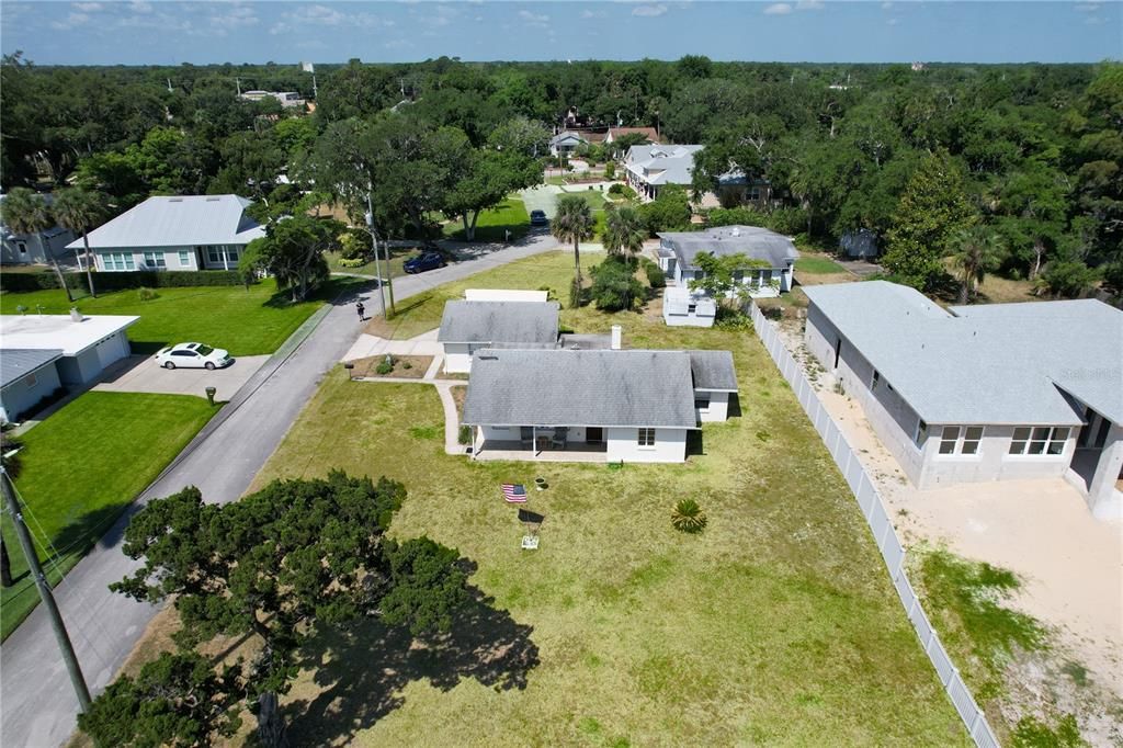 Overview Facing House