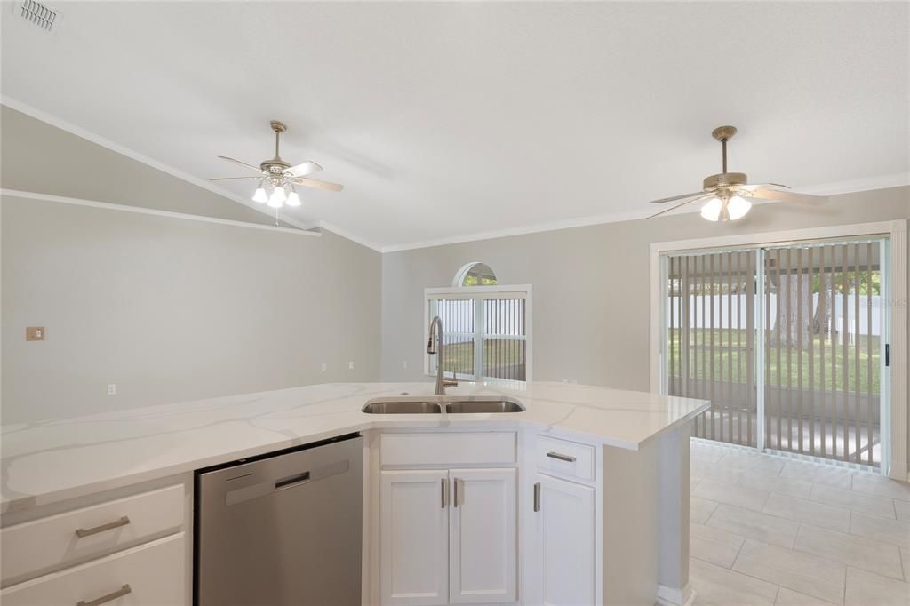 Active With Contract: $3,150 (3 beds, 2 baths, 1584 Square Feet)