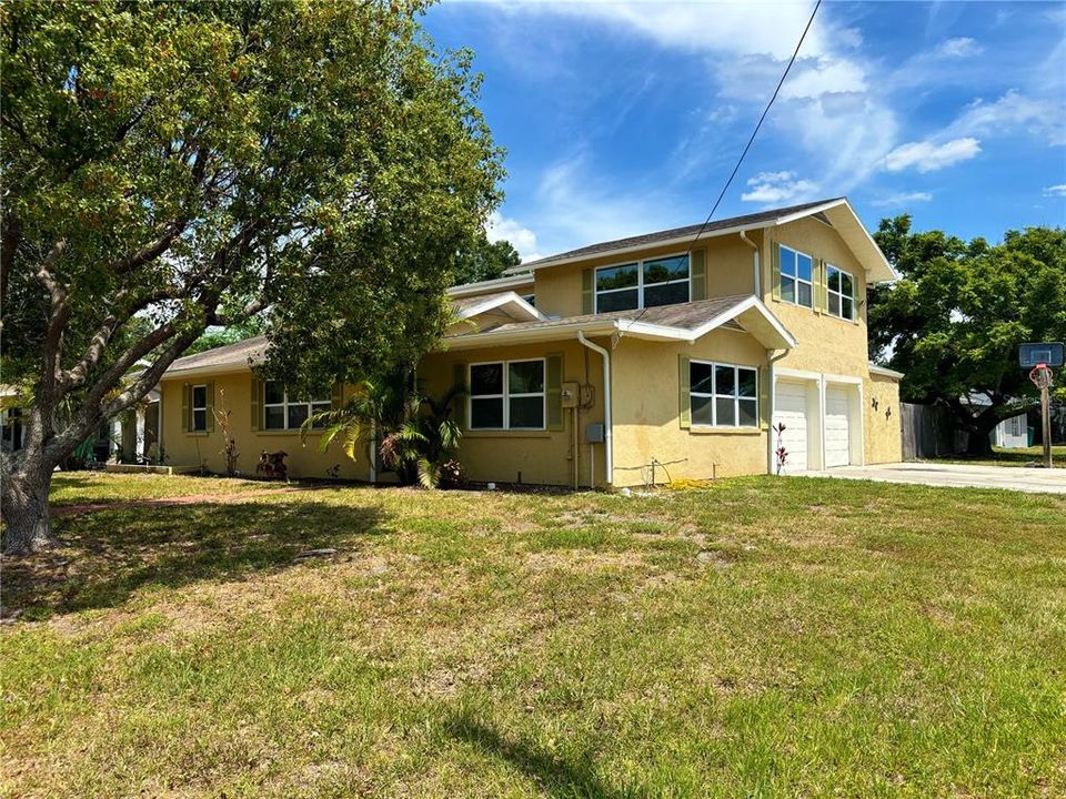 For Sale: $495,000 (3 beds, 2 baths, 2172 Square Feet)