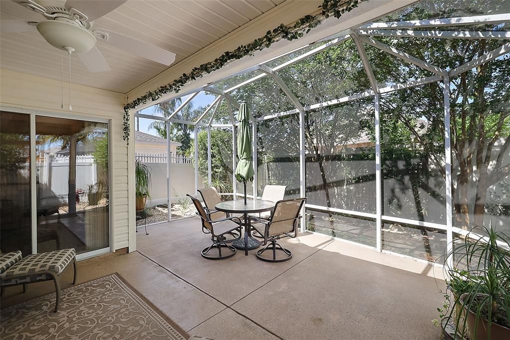 Covered Lanai with extended Birdcage