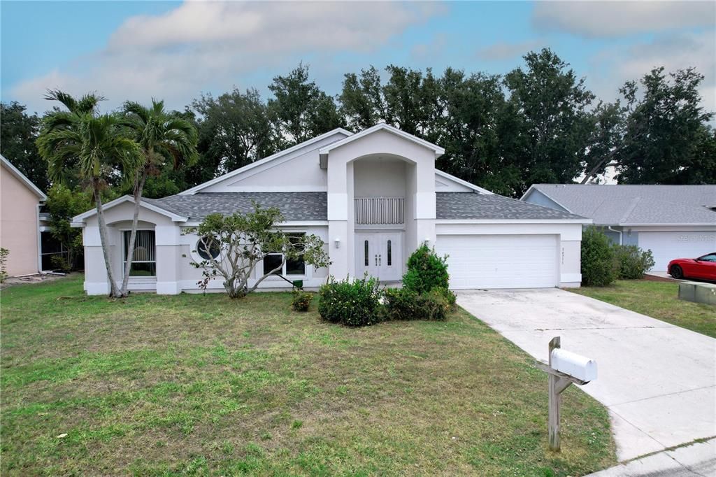 Active With Contract: $450,000 (4 beds, 2 baths, 2504 Square Feet)