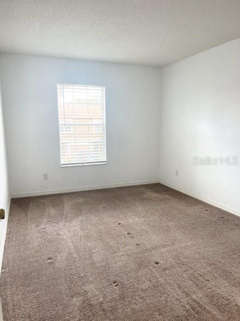 For Sale: $300,000 (3 beds, 2 baths, 1880 Square Feet)