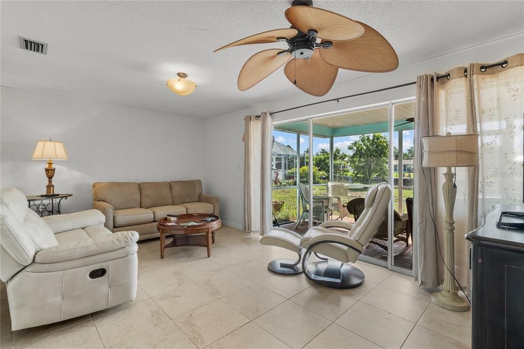 Active With Contract: $359,000 (3 beds, 2 baths, 1320 Square Feet)