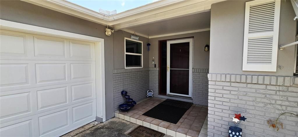 Active With Contract: $379,900 (3 beds, 2 baths, 1448 Square Feet)