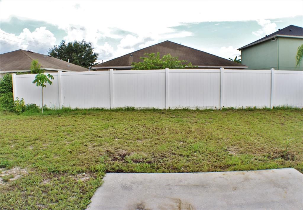 For Rent: $2,245 (4 beds, 2 baths, 1782 Square Feet)