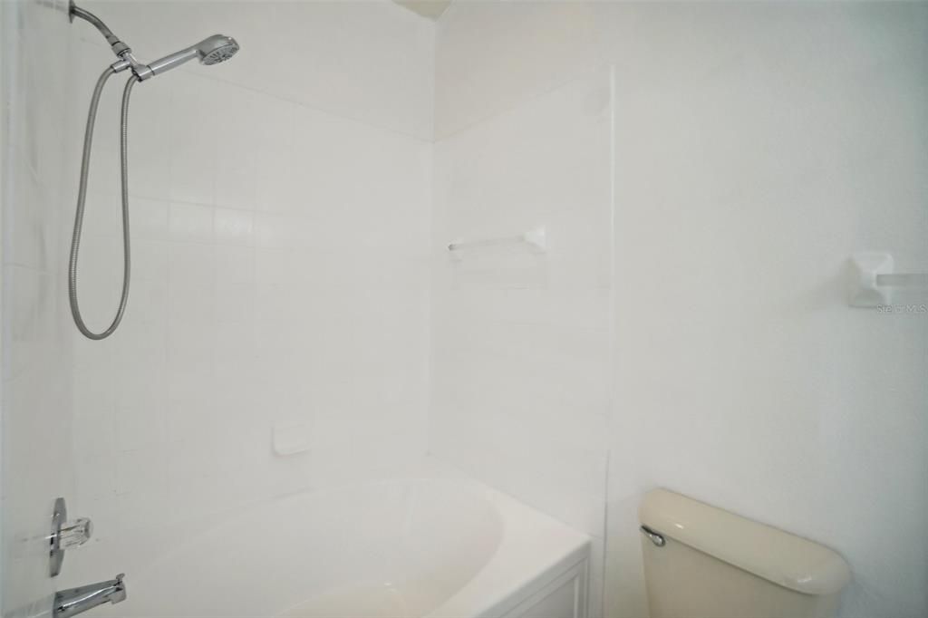 For Sale: $269,000 (2 beds, 2 baths, 1236 Square Feet)