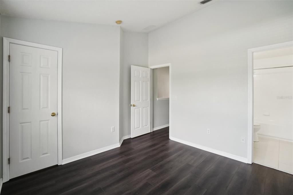 For Sale: $269,000 (2 beds, 2 baths, 1236 Square Feet)