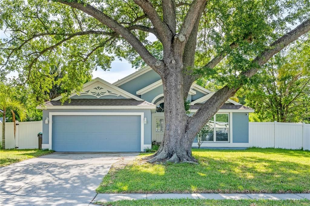 For Sale: $415,000 (3 beds, 2 baths, 1394 Square Feet)